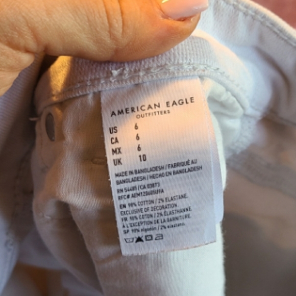 American Eagle Mom Shorts - Picture 3 of 4